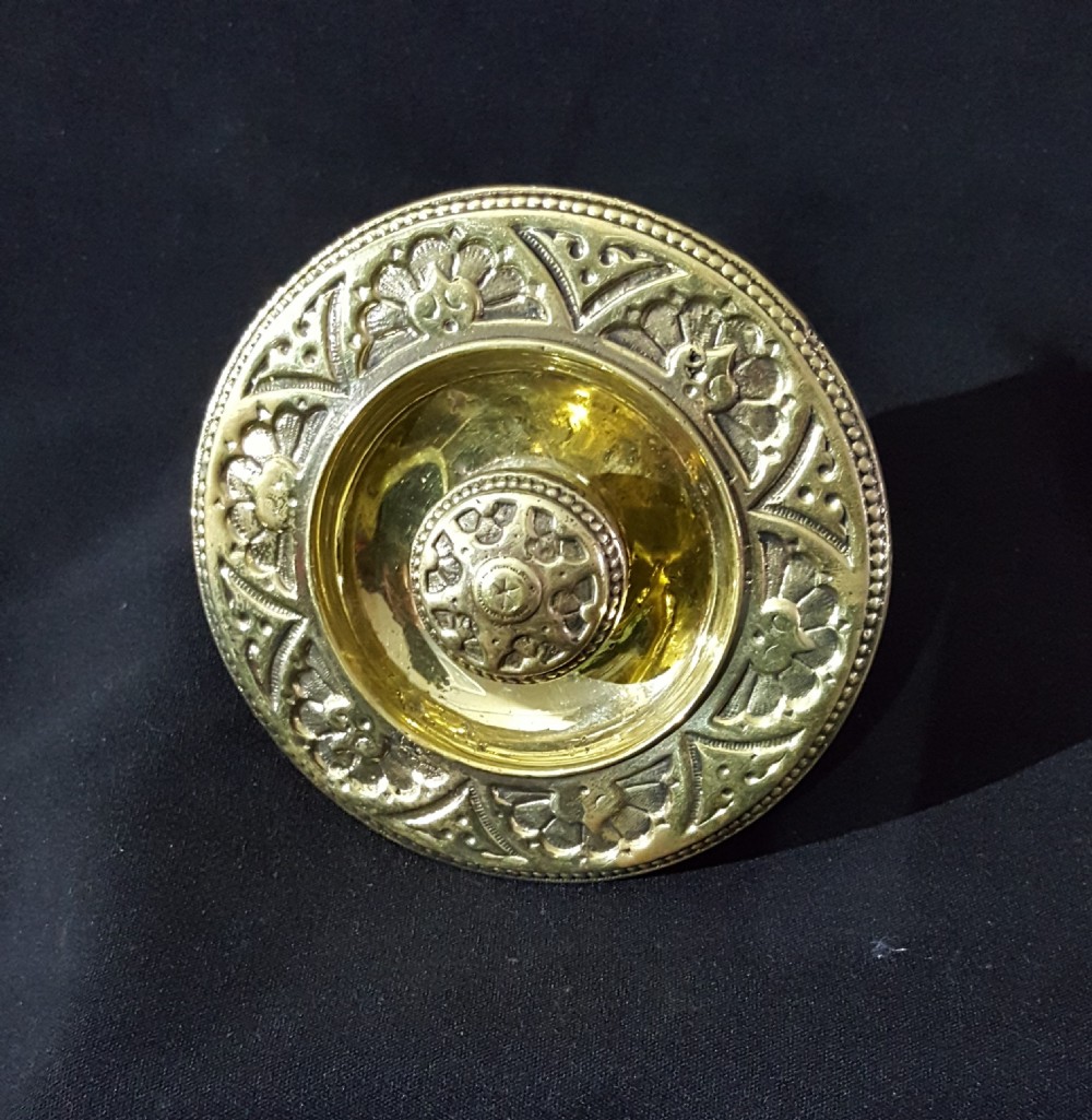victorian ornate brass pull bell