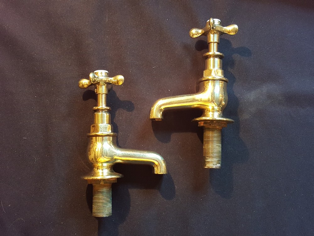 sa058 pair of brass victoria fully restored bath taps